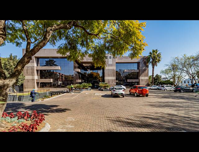 617M² OFFICE TO LET IN FERNDALE